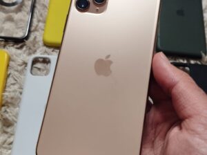11 برو ماكس استخدام شخصي للبيع