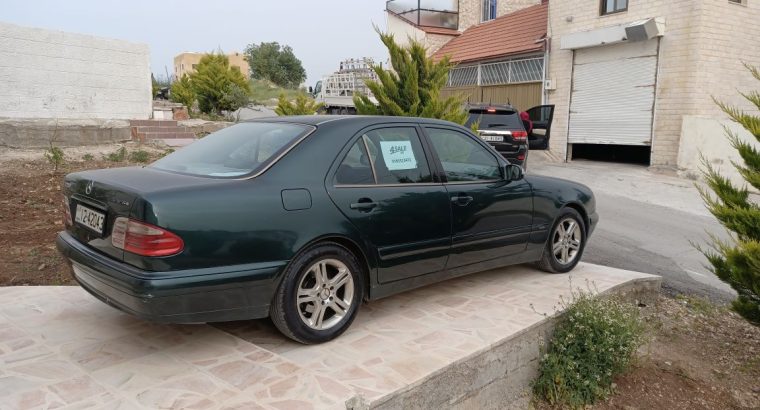 مرسيدس قرش ونص e200 2001