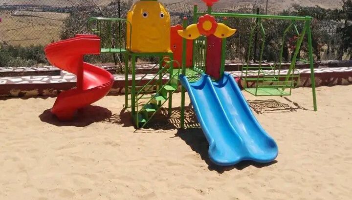 تجهيز الروضات و المدارس و الحدائق بالألعاب