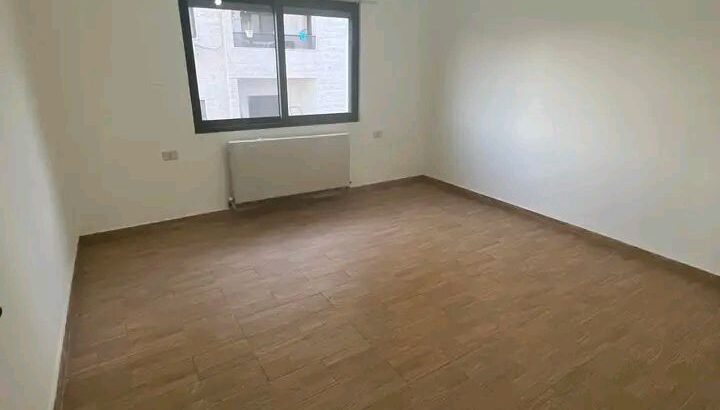 شقة بموقع مميز للبيع