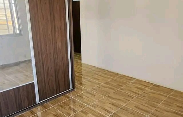 شقة طابق أول للبيع