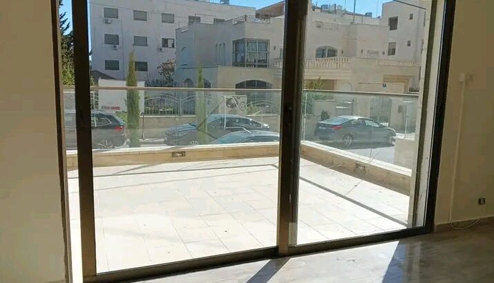 شقة للبيع بسعر مغررري