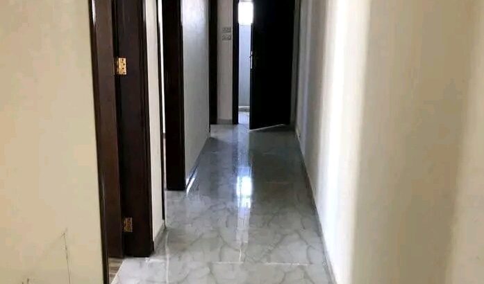 شقة طابق ثالث جديد في جبيهة