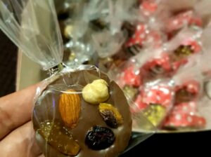 توزيعات شوكولاتة رهيبة