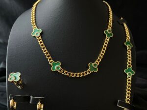 طقم روسي