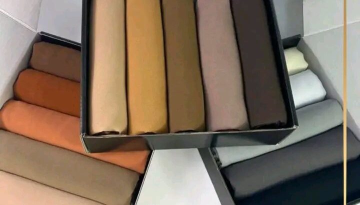 موديلات شالات بألوان مختلفة