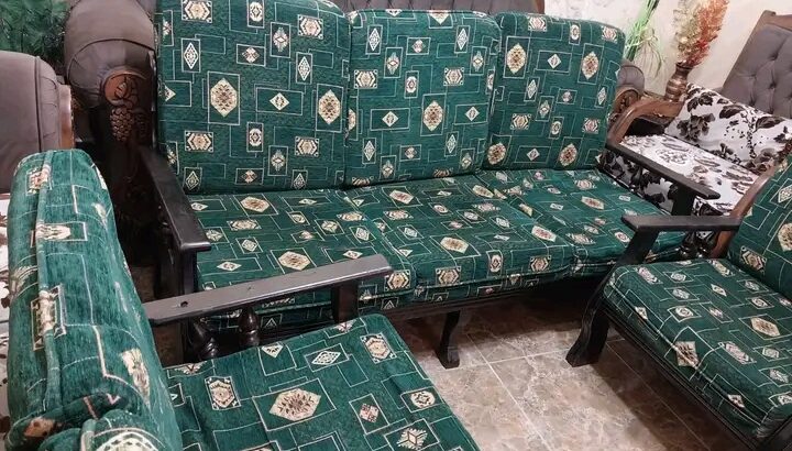 طقم كنب للبيع