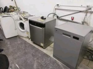 صيانة جميع الأجهزة بكفاءة و مهارة