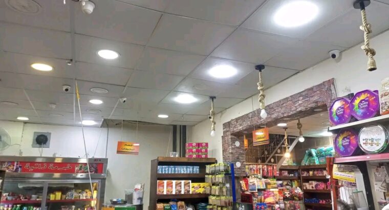 محل للبيع في عرجان ، موقع مميز