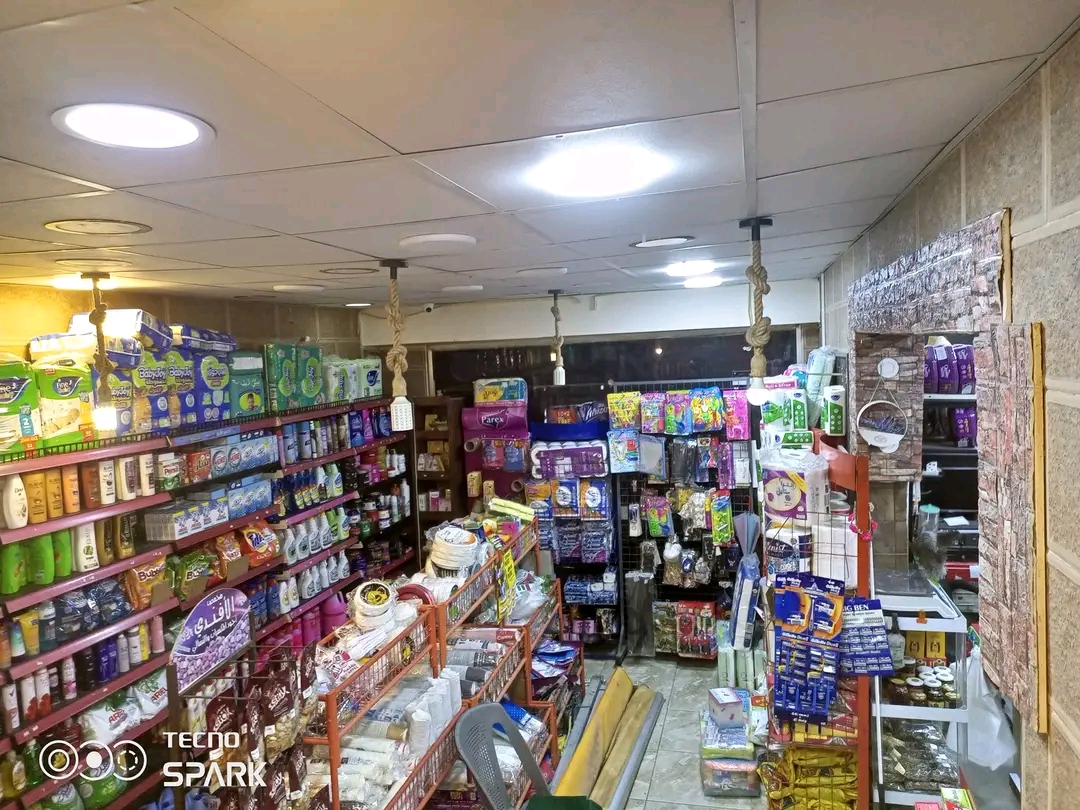 محل للبيع في عرجان ، موقع مميز