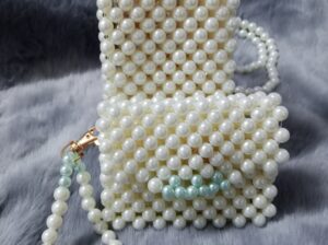 شنتة خرز لولو أبيض
ممكن دعم للصفحة   facebook: Koktal accessories