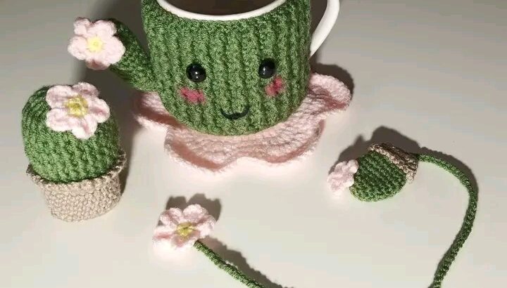 صبَّارة لكنِّي  أرقُّ مما تتصور 🌵🌸🥺