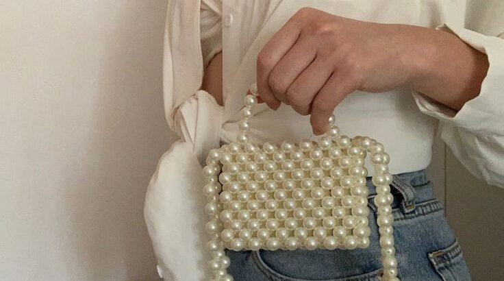 شنتة خرز  ممكن دعم للصفحة فضلاً و ليس أمراً  
facebook: Koktal accessories