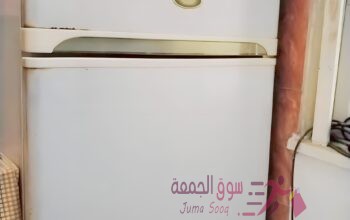 للبيع ثلاجة بحالة ممتازة