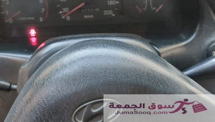 هونداي اكسنت ٩٦ لون ابيض جير عادي للبيع بشكل مستعجل