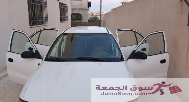 هونداي اكسنت ٩٦ لون ابيض جير عادي للبيع بشكل مستعجل