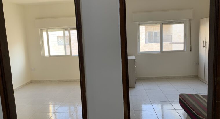 شقة بسعر لقطة اربد قرب مجمع عمان الجديد
