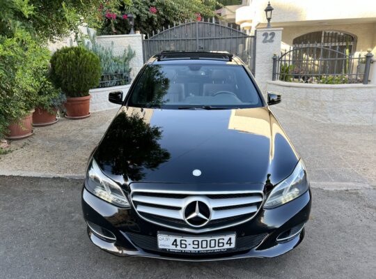 Mercedes Benz 2016