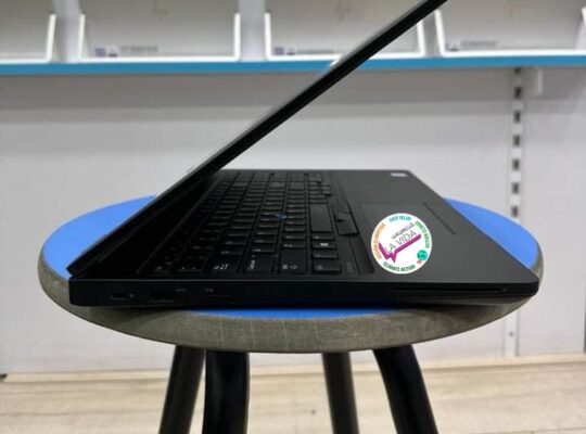 لابتوب للبيع بسعر ممتاز