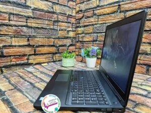 لابتوبات للبيع بسعر الحرق